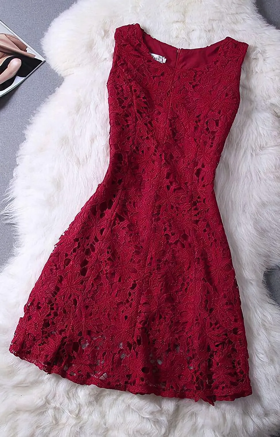 Elegant Lace Homecoming Dress Sleeveless Dress Burgundy Homecoming Dress