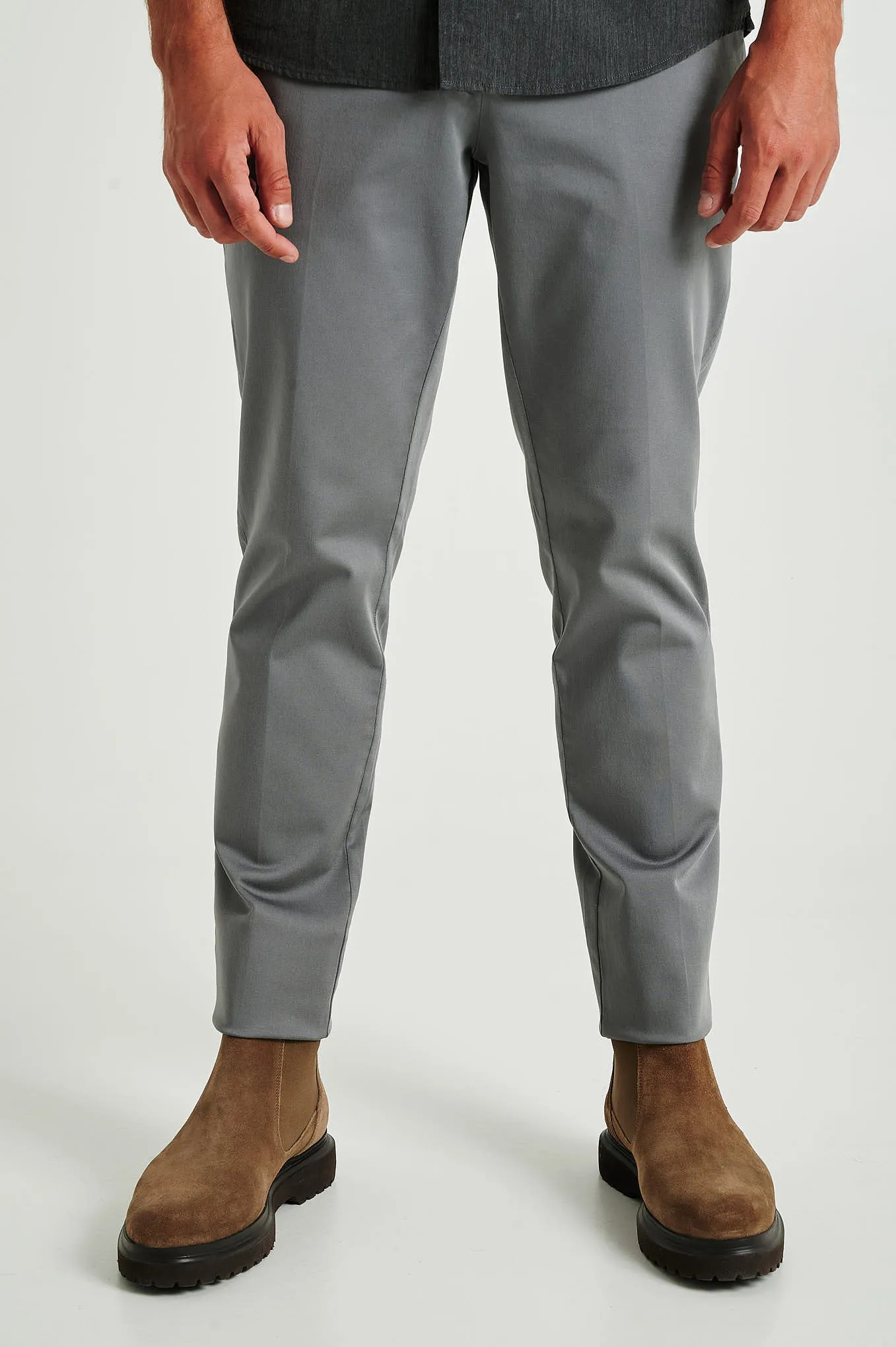 Slim fit plain SOLOTEX chino trousers